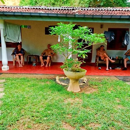 Arachchi Guest House Мириса Екстериор снимка