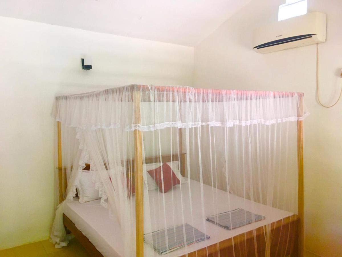 Arachchi Guest House Мириса Екстериор снимка