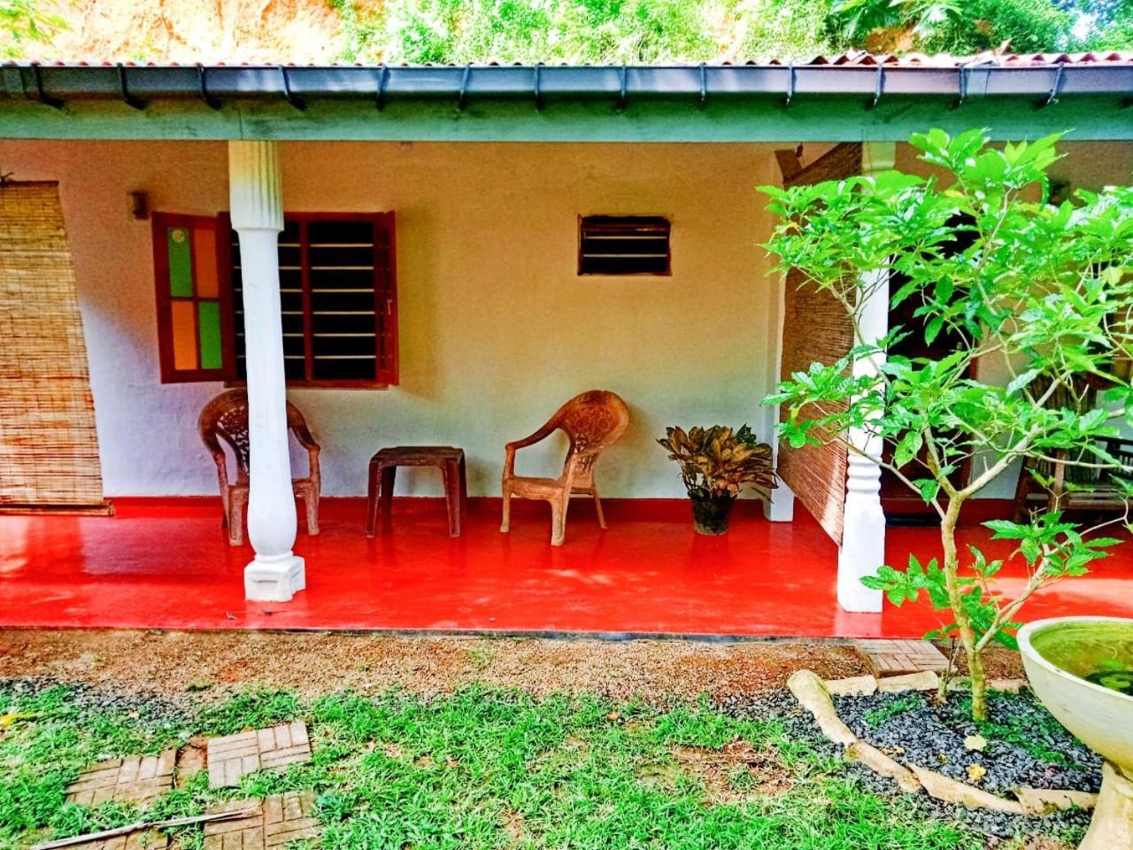Arachchi Guest House Мириса Екстериор снимка
