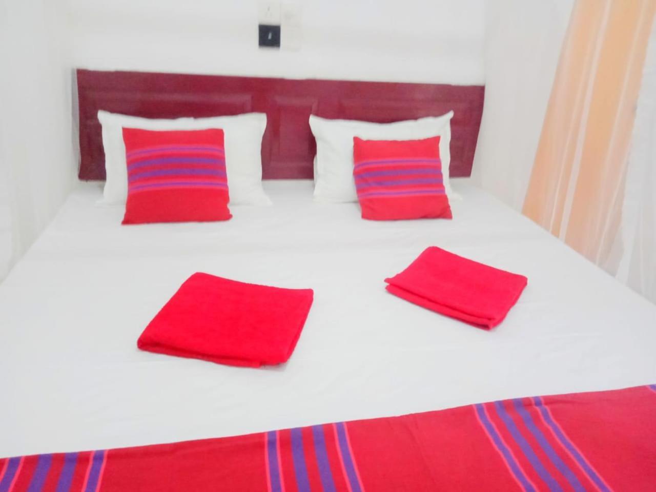 Arachchi Guest House Мириса Екстериор снимка